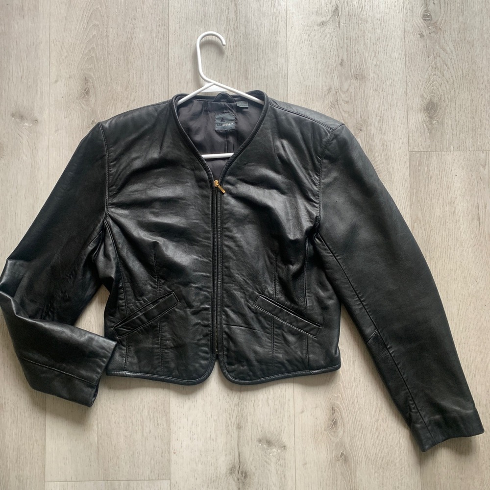 Lizwear Liz Claiborne Black Leather Jacket Collarless Zip Front V-Neck Womens M